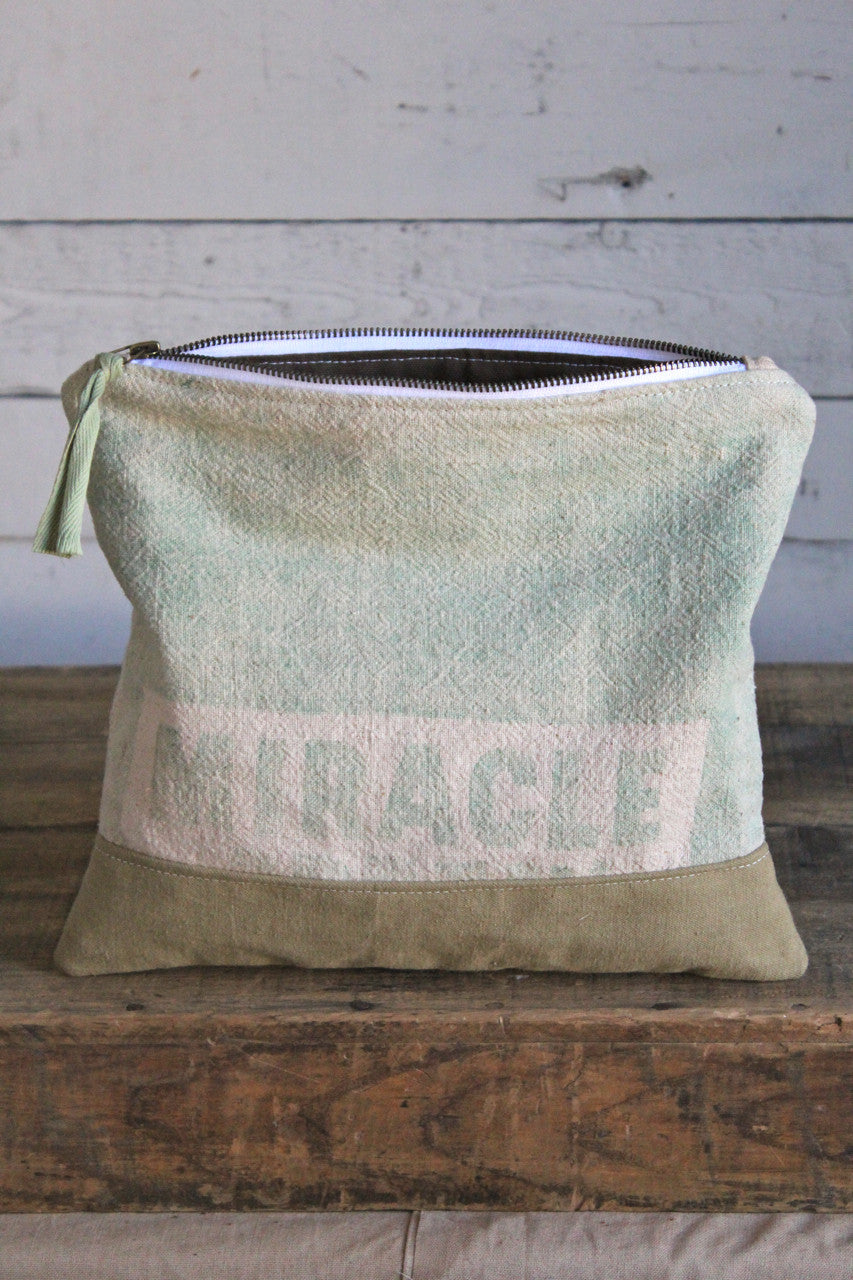 Large 1940's era Miracle Feed Sack Utility Pouch