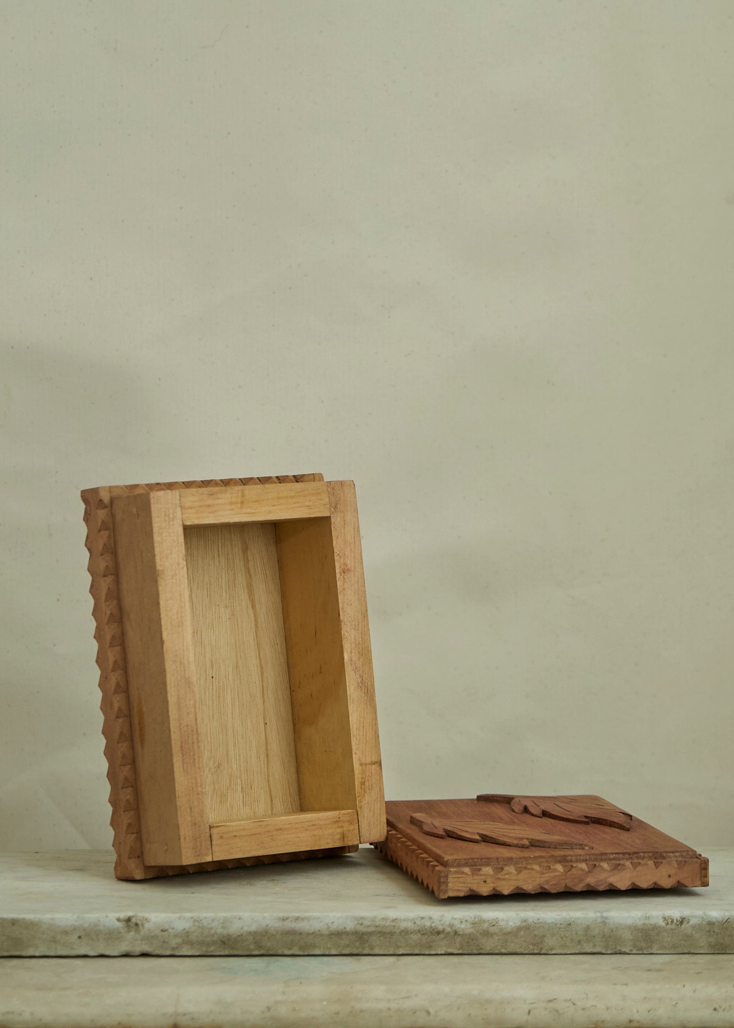 Folk Art Carved Leaf Trinket Box