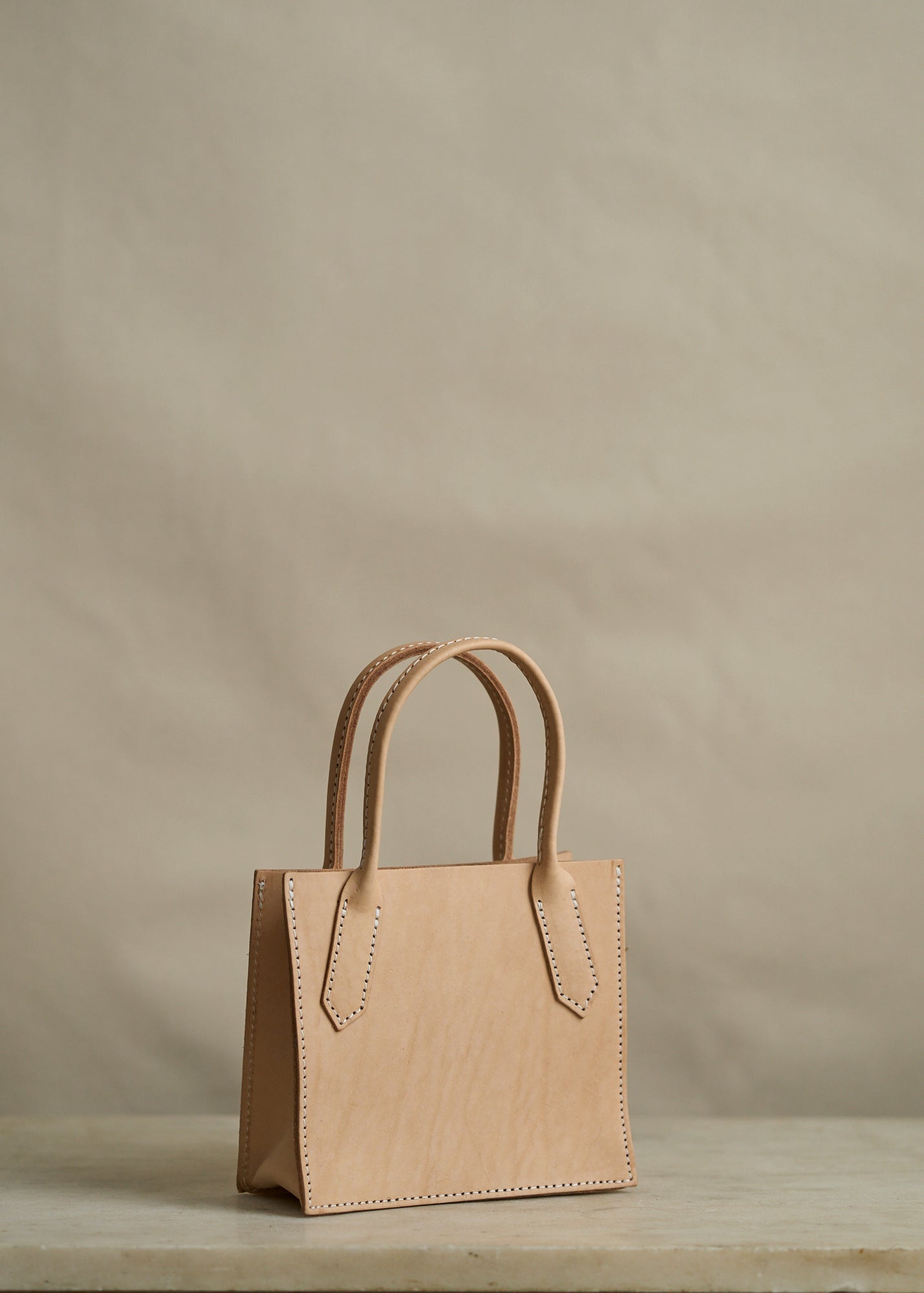 Bebe Dock Bag in Natural Veg Tan