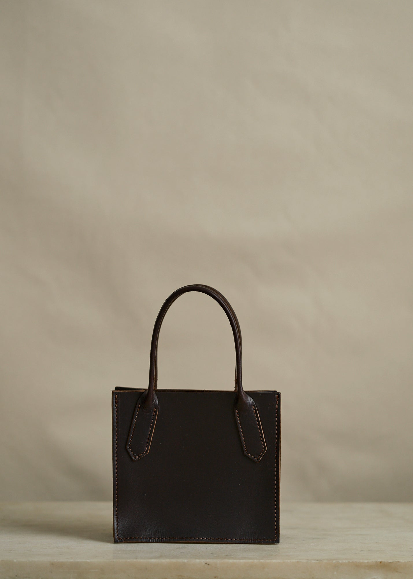 Bebe Dock Bag in Brown Latigo