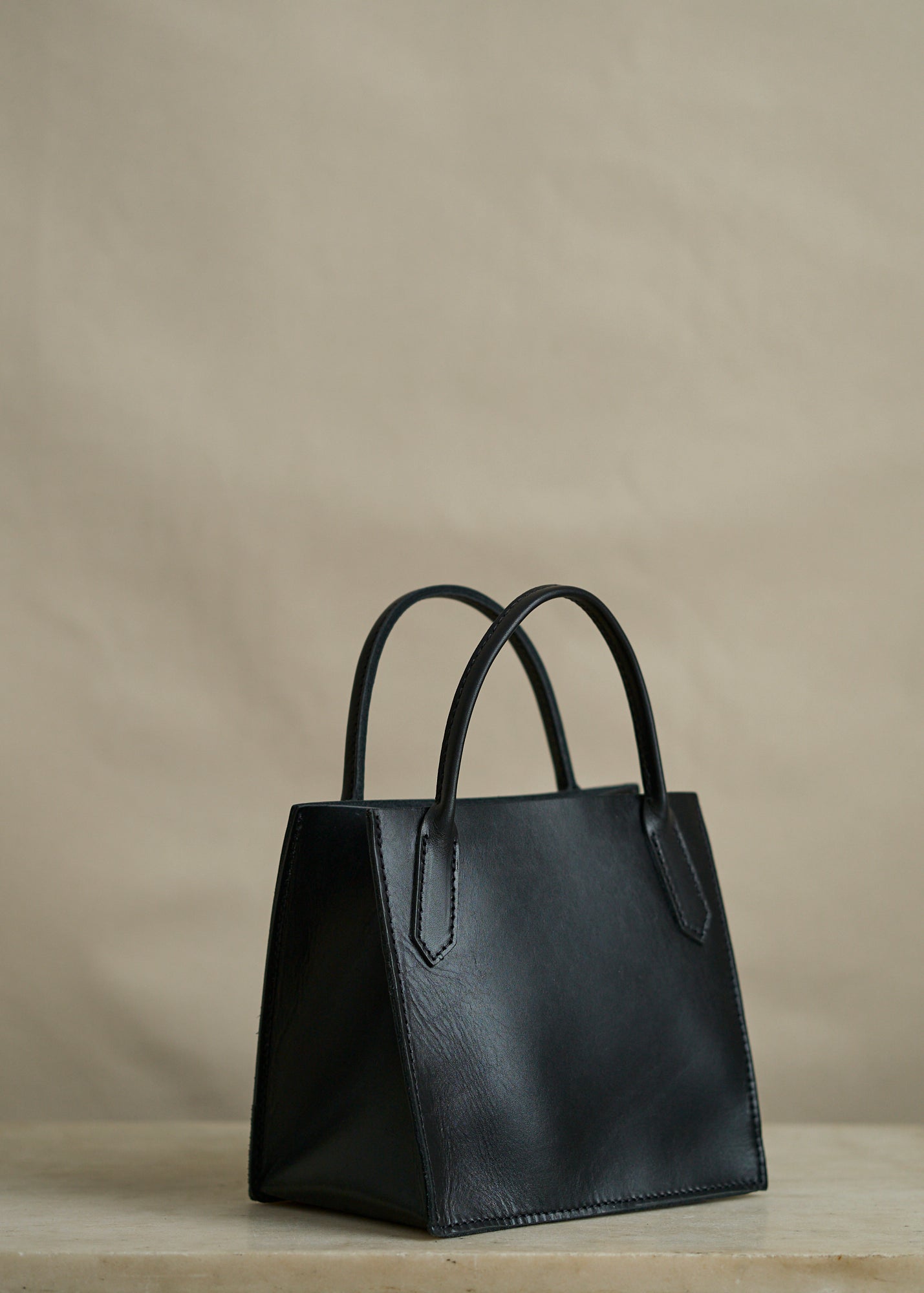 Petite Leather Dock Bag in Black Latigo