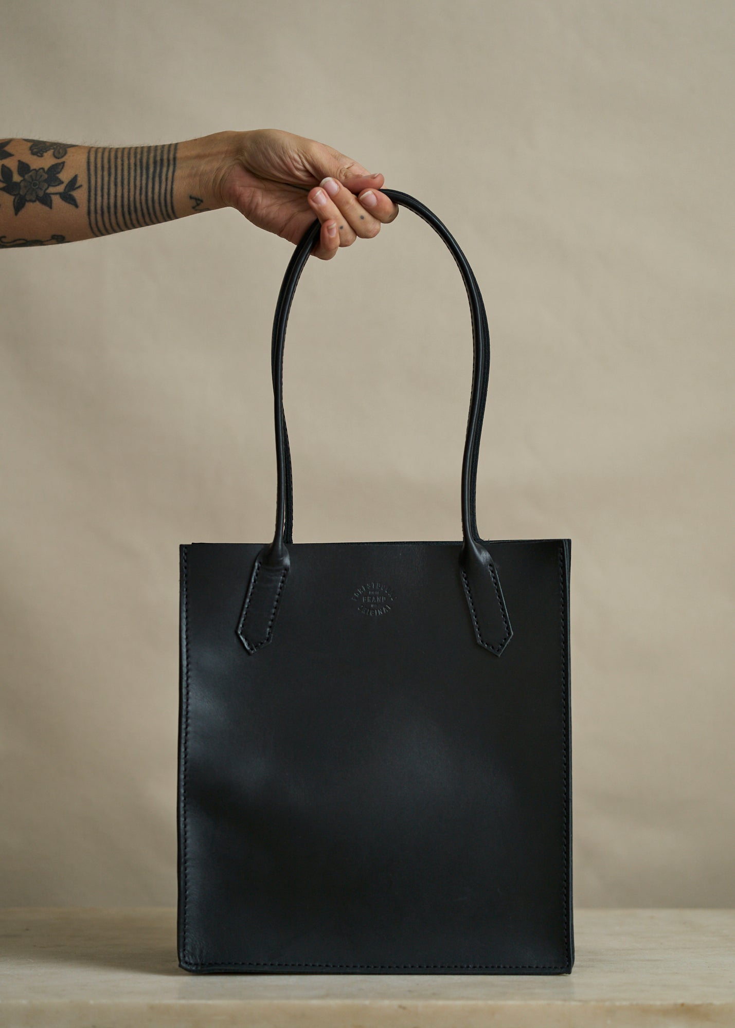 Standard Dock Bag in Black Latigo
