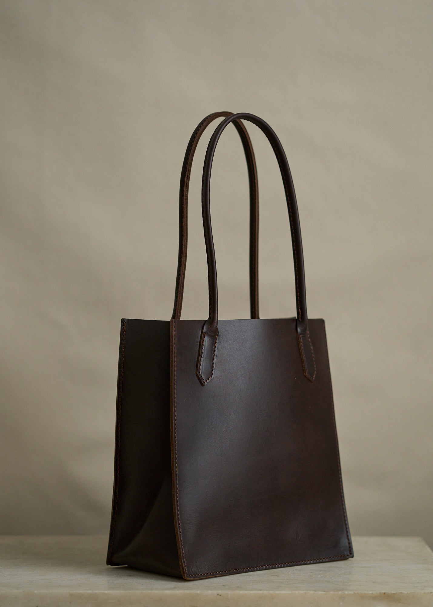 Standard Dock Bag in Brown Latigo