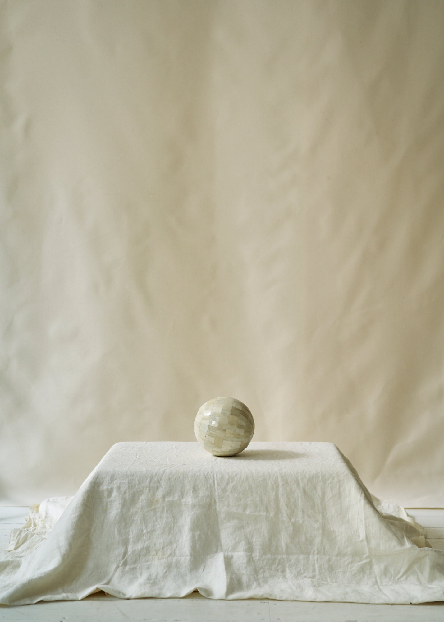 Antique Inlay Carpet Ball