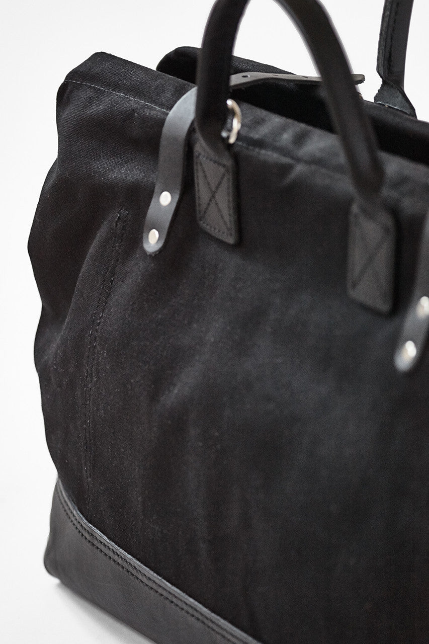 Forestbound ESCAPE Traveler in Black