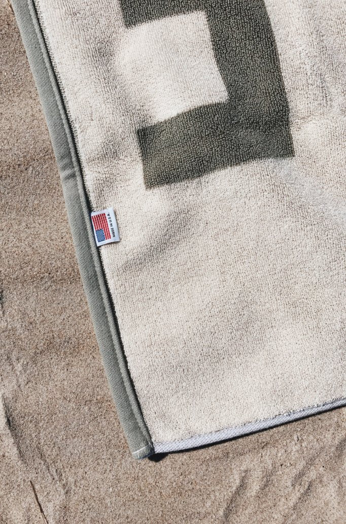 ESCAPE Towel in Sage