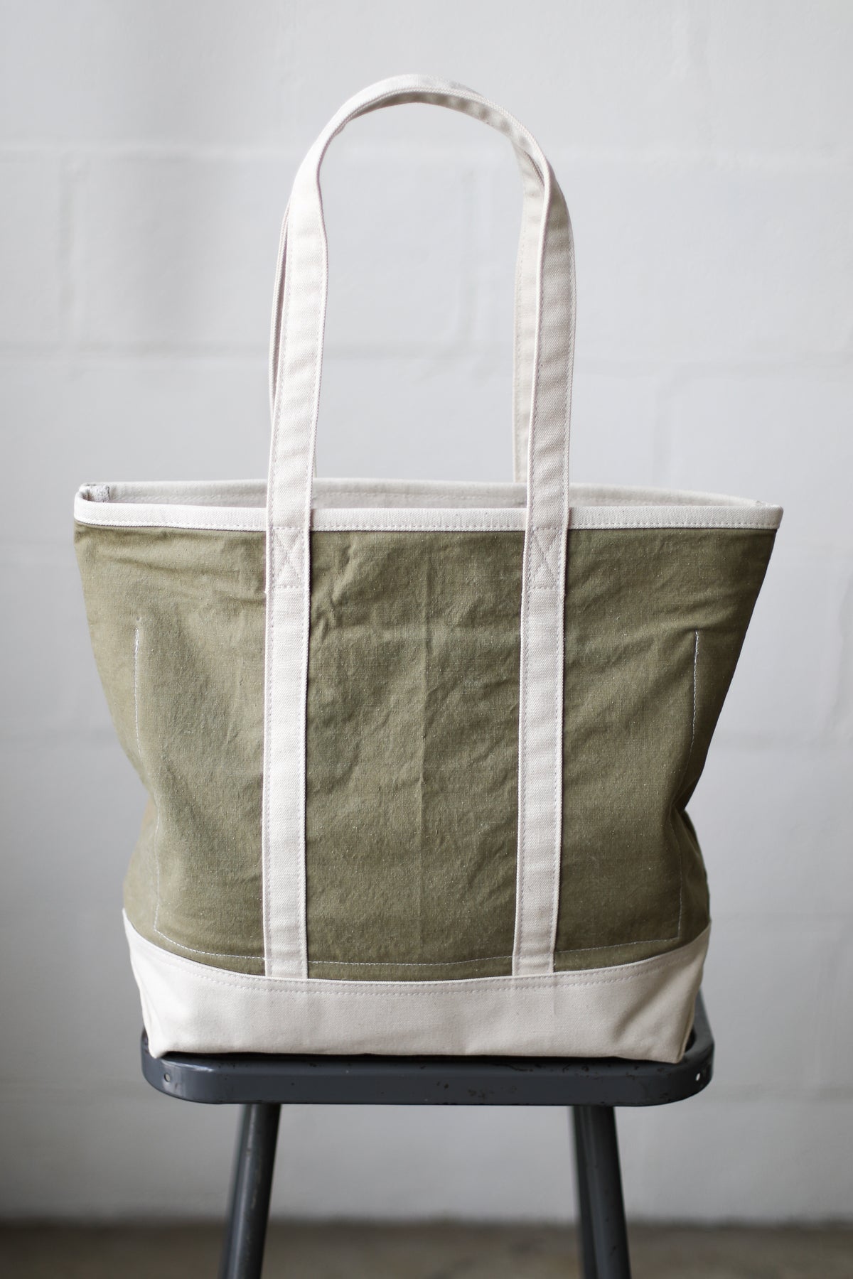 Reclaimed Market Tote No. 054