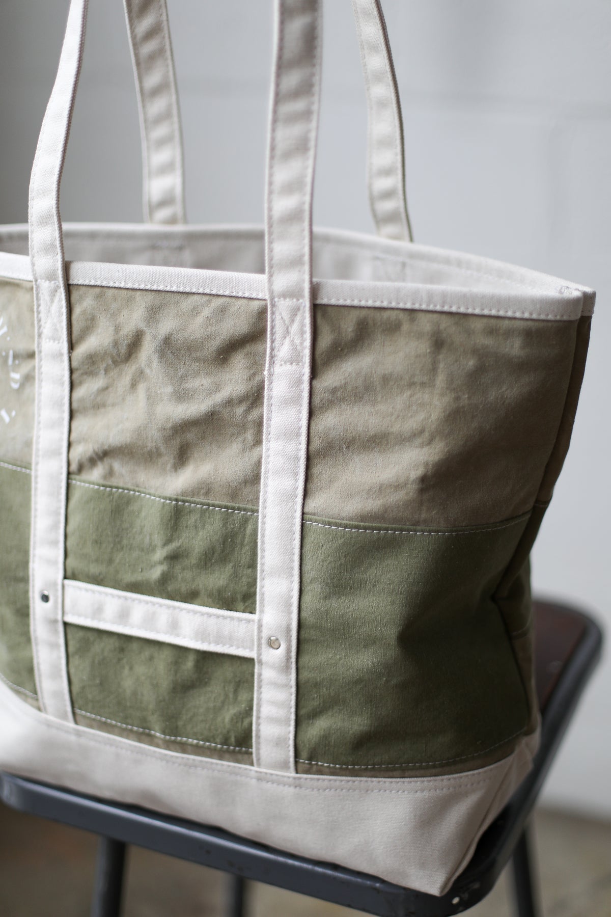 Reclaimed Market Tote No. 025