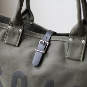 ESCAPE Cargo Bag in Olive