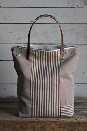 The Rambler Tote / Brown Stripe