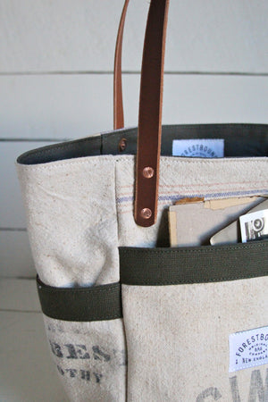 1940's era Feed Sack Pocket Tote Bag