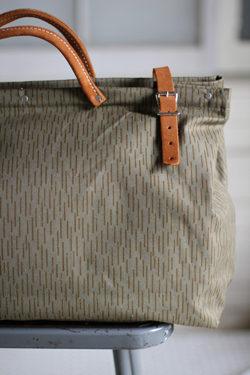 1950's era Rain Pattern Camo Utility Bag - SAMPLE