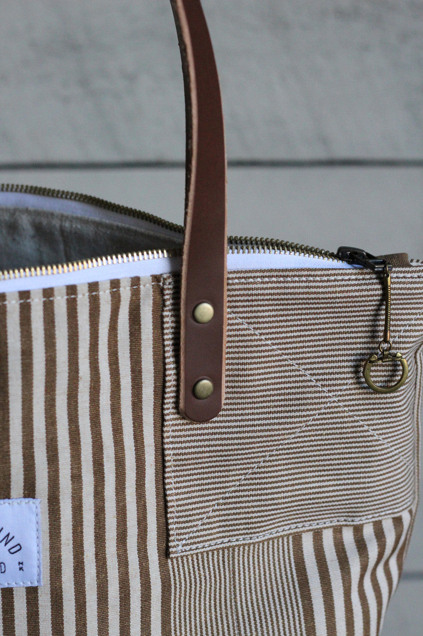 The Rambler Tote / Brown Stripe