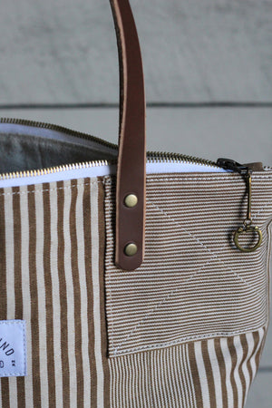 The Rambler Tote / Brown Stripe