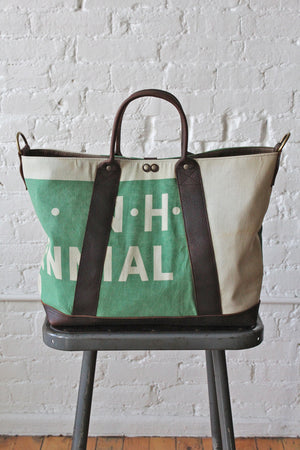 1950's era NH Bicentennial Banner Carryall