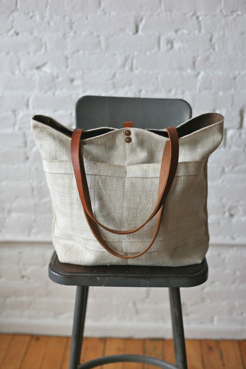 1930s era Linen Carryall