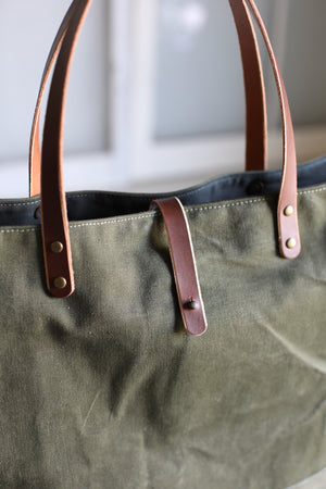 Extra Large WWII era Pocket Carryall