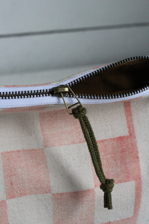 1950's era Farm Feedsack Utility Pouch
