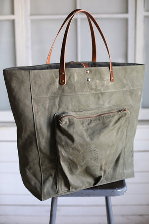 Extra Large WWII era Pocket Carryall