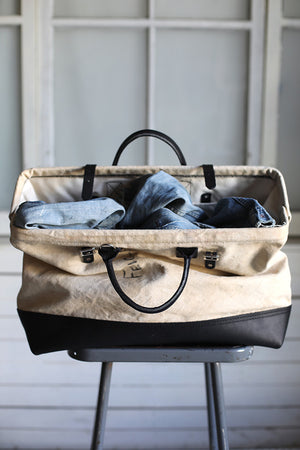 WWII era USN Canvas Traveler