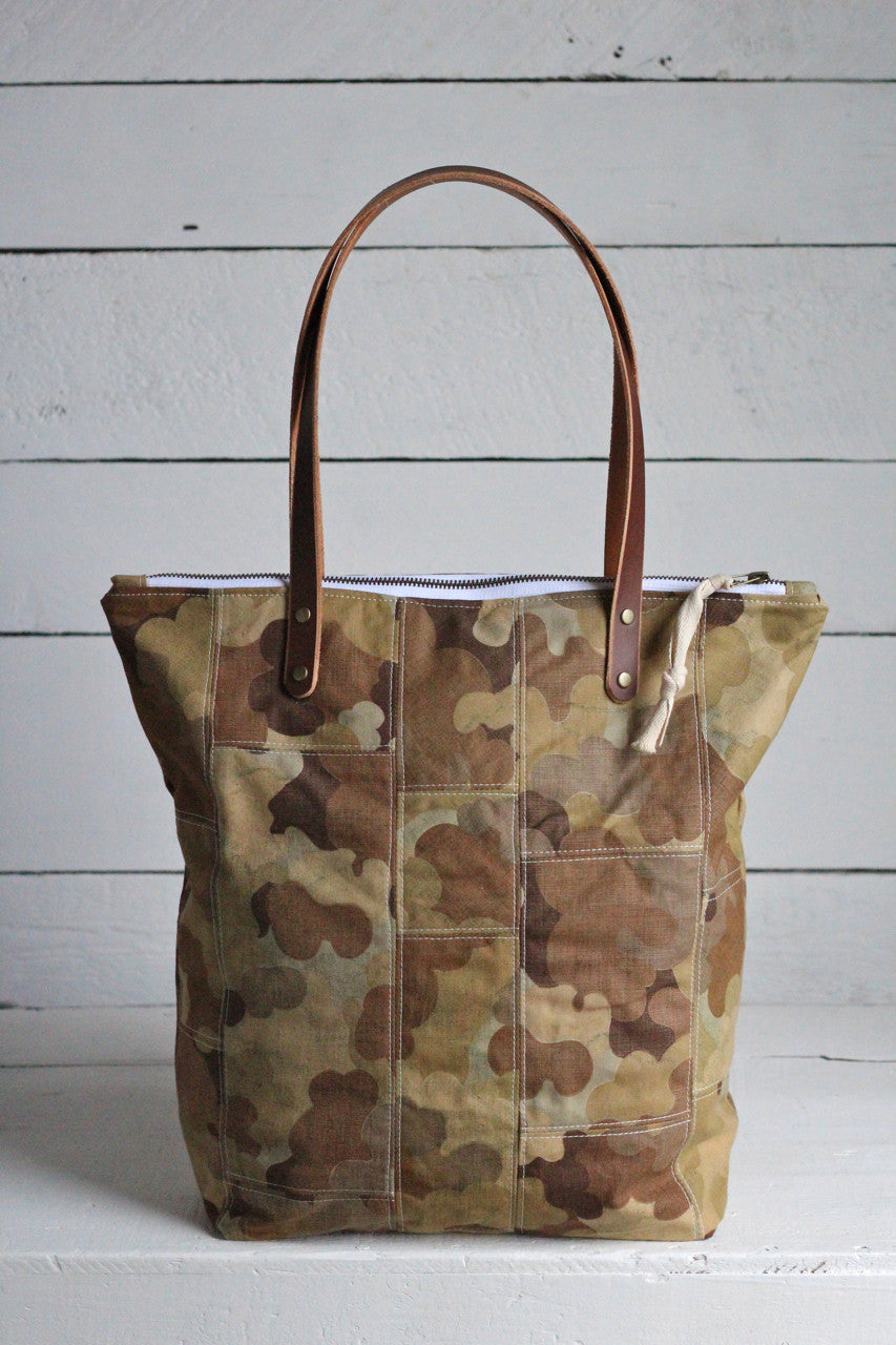 The Rambler Tote / 1950's era Cloud Camo