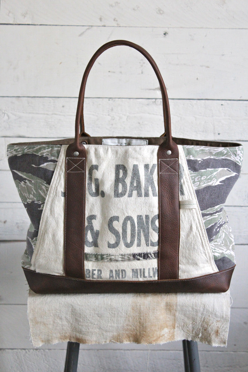 1950's era Tiger Stripe Camo and Lumber Apron Carryall.