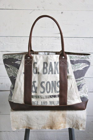 1950's era Tiger Stripe Camo and Lumber Apron Carryall.