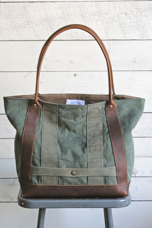 WWII era Aviator's Canvas Carryall