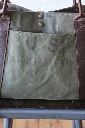 WWII era US Wonderful Weekend Bag